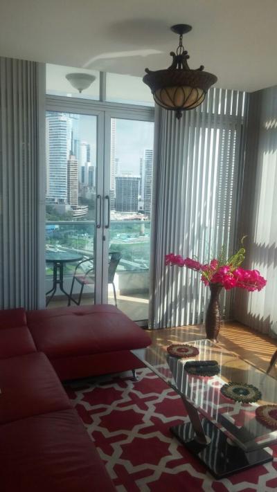 Lindo apartamento na torre ph bayfront de 100 m2 com vista panorâmica, totalmente mobiliado de 1