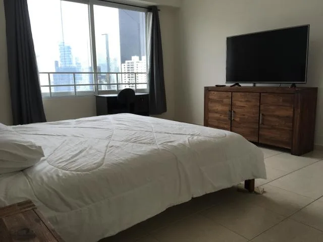 Lindo apartamento  alquiler avenida balboa  panama lha  — 2