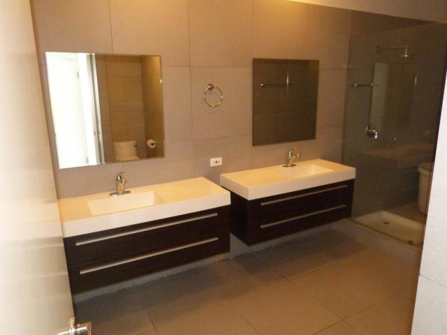 Invierte fabuloso apartamento venta avenida balboa panama  lha 