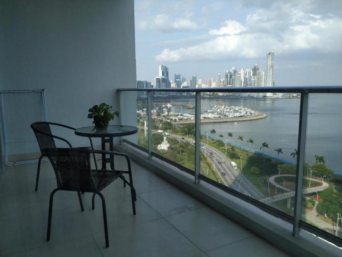 19-3086 af venta espectacular apartamento en avenida balboa