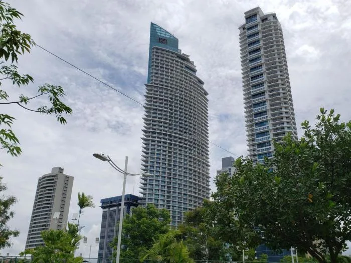 19-5863 af hermoso apartamento se vende en avenida balboa — 2