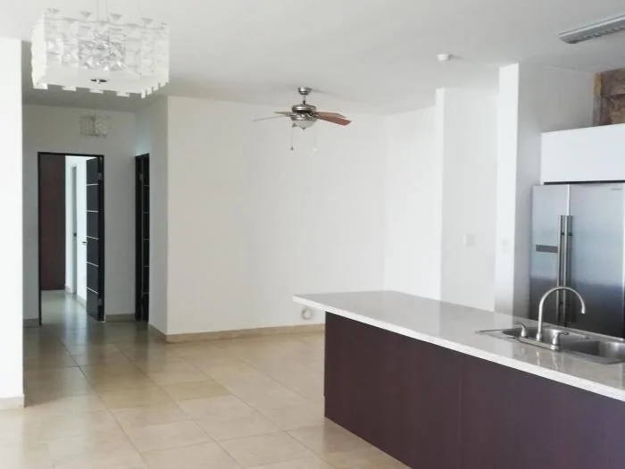 19-7784 af grandioso apartamento en avenida balboa se vende — 3