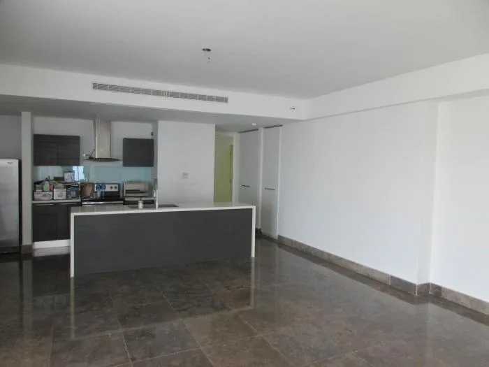 19-2100 af avenida balboa se vende gran apartamento — 2