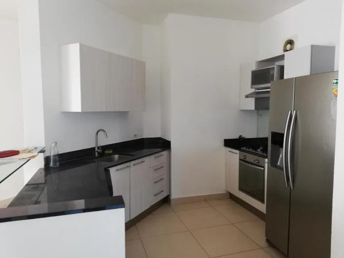 19-6996 af en avenida balboa se vende hermoso apartamento — 3