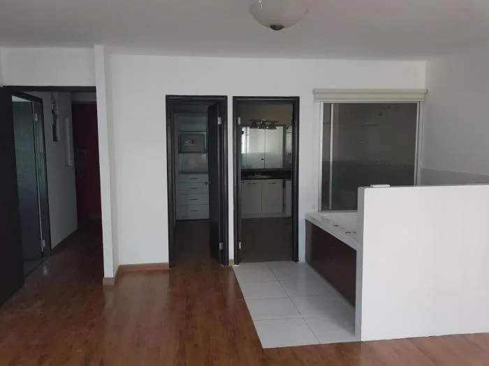 19-7532 af compre bello apartamento en avenida balboa — 4