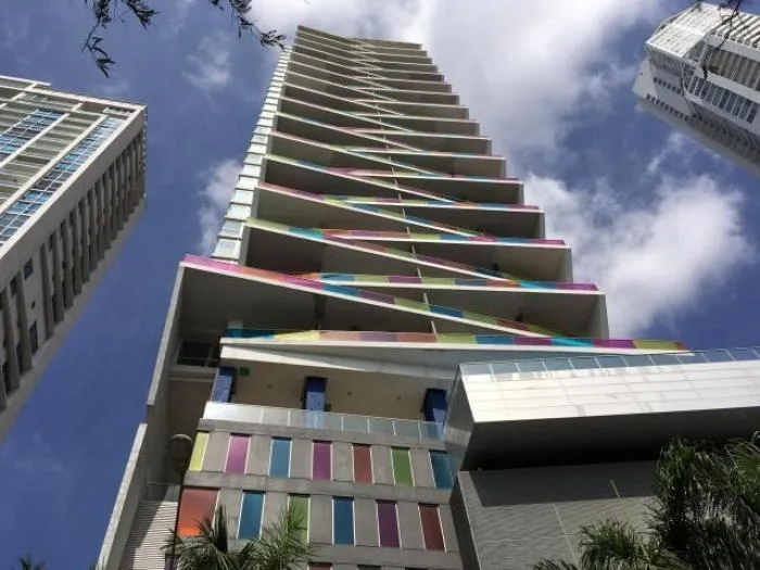 19-651 af apartamento en avenida balboa a la venta — 2