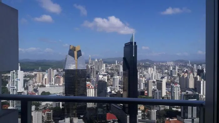 18-563 af lindo apartamento amoblado en avenida balboa se vende — 2
