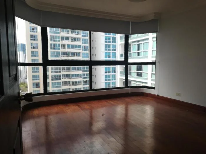 19-4542 af en avenida balboa se vende fantástico apartamento — 2