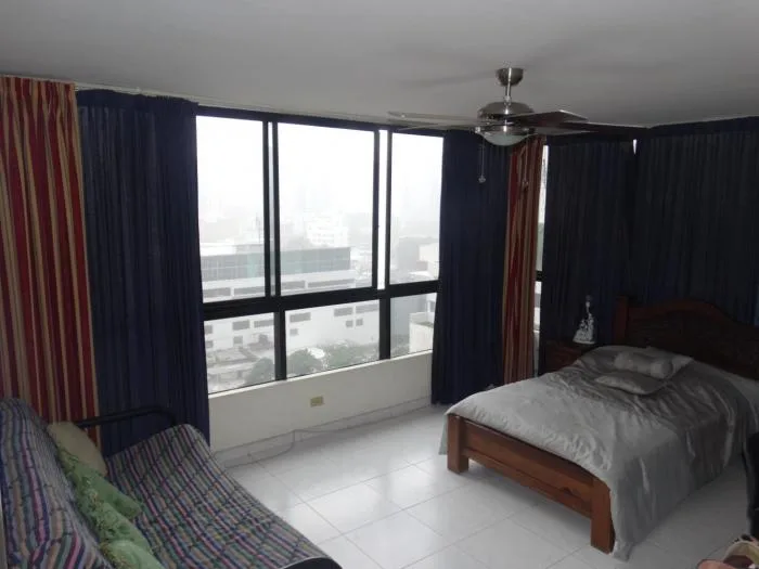 19-325 af grandioso apartamento en avenida balboa a la venta — 5