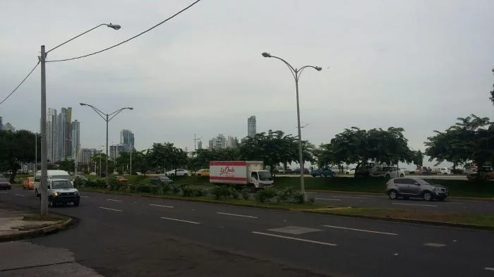 16-2479 af se vende amplio local en avenida balboa — 4