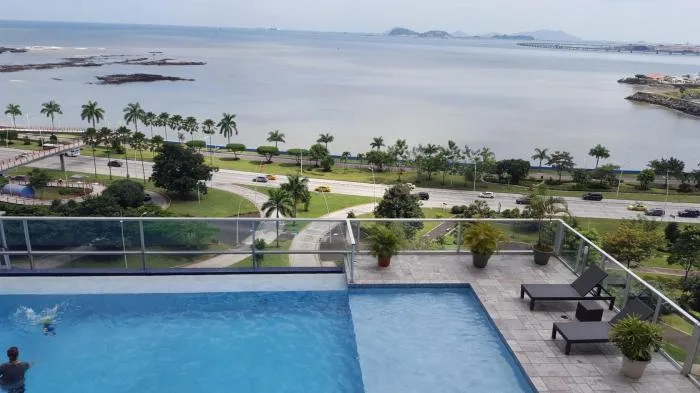 18-6452 af gran apartamento amoblado en avenida balboa se vende — 2