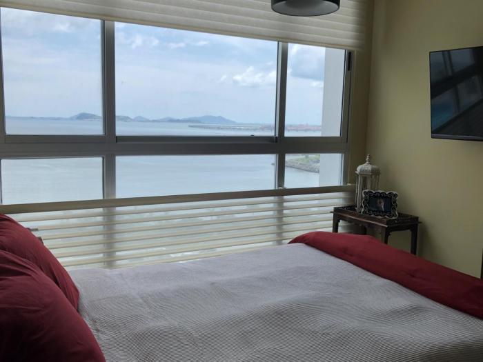 18-6452 af gran apartamento amoblado en avenida balboa se vende