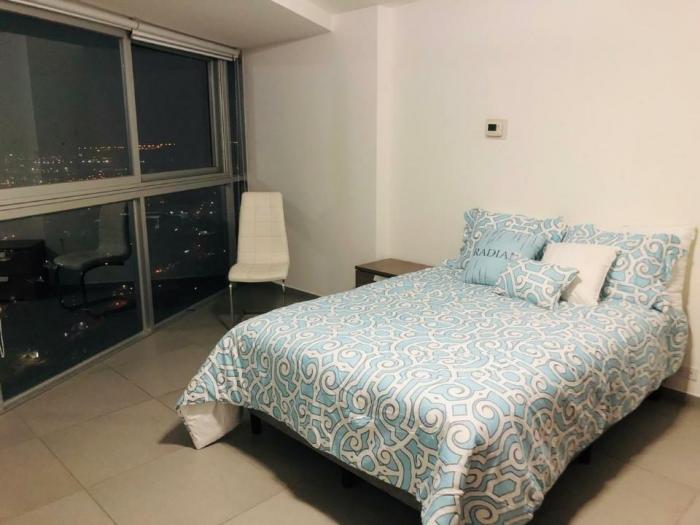 19-2868 af precioso apartamento amoblado en avenida balboa se vende
