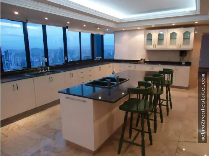 Espectacular penthouse en ph miramar. ave. balboa.(alquiler) — 5