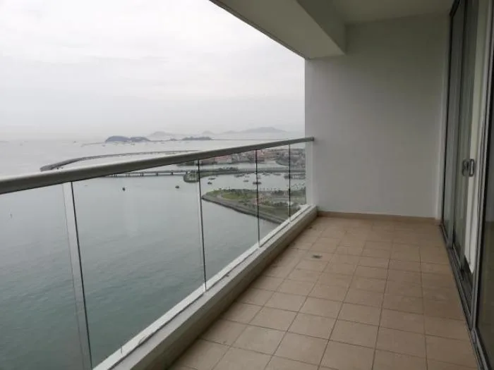 19-6649 af bello apartamento se vende en avenida balboa — 3