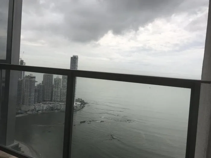 18-7289 af bello apartamento en avenida balboa se vende — 3