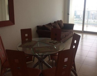 Se vende comodo y espectacular apartamento sobre la avenida balboa con full linea blanca. el apartam