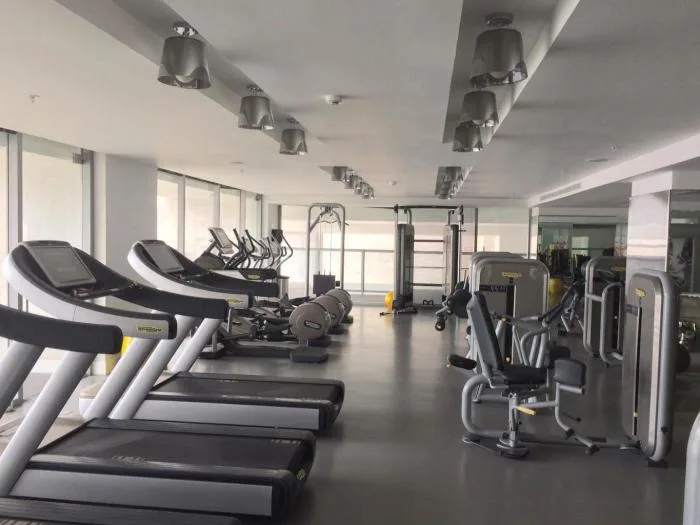 19-8965 af en avenida balboa se vende apartamento semi amoblado — 3