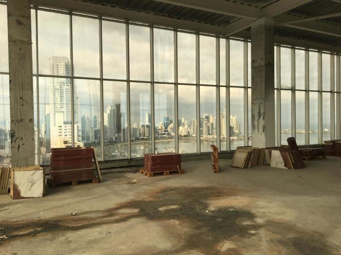 19-9182 af Imposing office for sale in avenida balboa