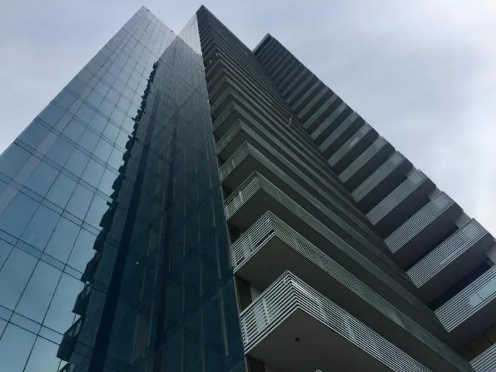 19-9869 af se vende cómoda oficina en avenida balboa — 2