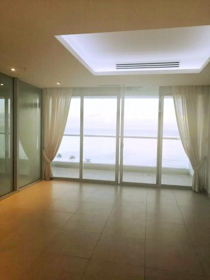 Torre rivage en la av. balboa (id 10008) — 3