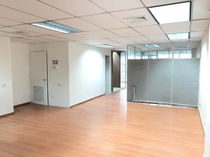 Oficinas en alquiler- av. balboa- mg  — 5