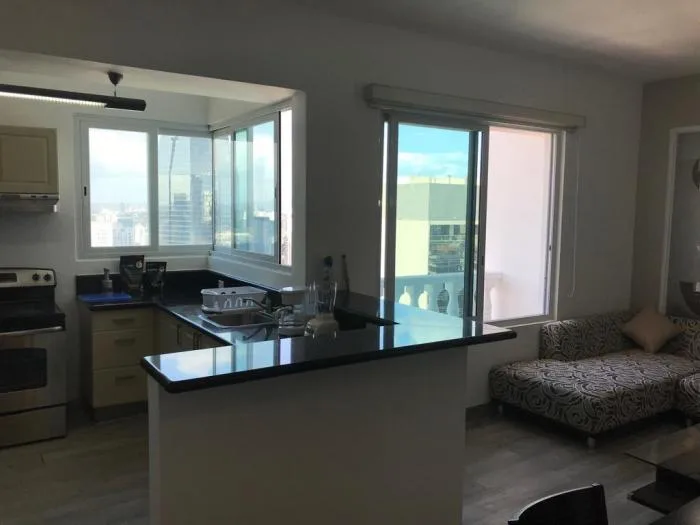 Vendo apartamento ave. balboa, ph vista del mar — 2