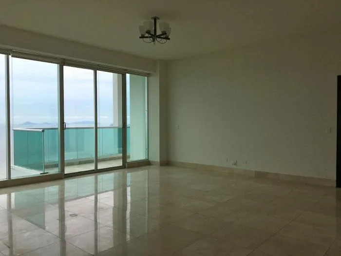 19-10186 af amplio apartamento en alquiler en avneida balboa — 3