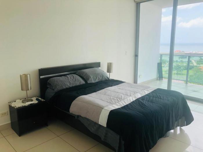 19-7240 af cómodo apartamento en venta en avenida balboa