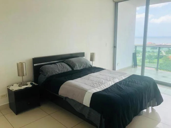 19-7240 af cómodo apartamento en venta en avenida balboa — 3