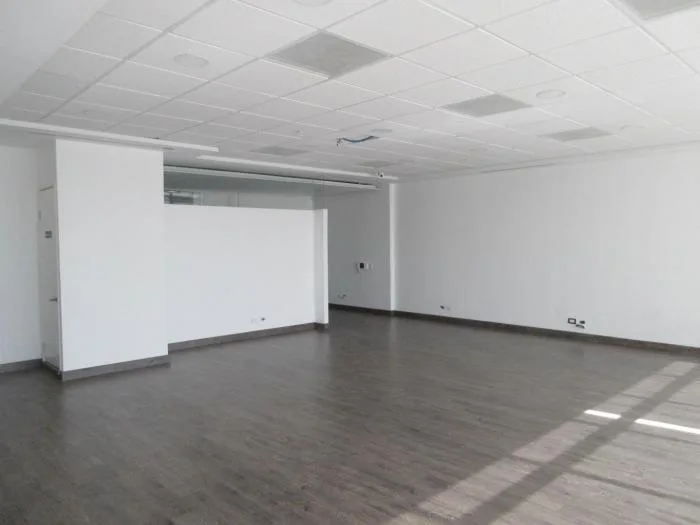 Se vende oficina en avenida balboa cod# 20-5550 vc  #panama — 3
