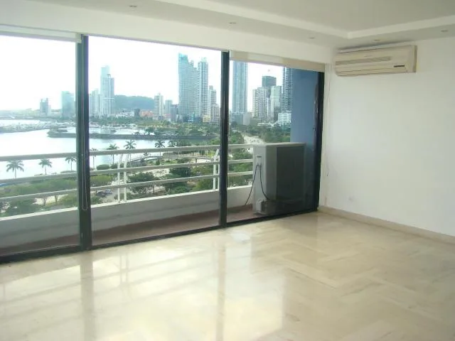 Avenida balboa los delfines 280mts *2010600ppz* — 4