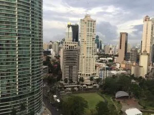Se alquila apartamento en avenida balboa — 2