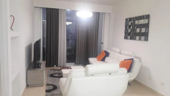 Alquilo apartamento full amoblado frente al mar — 3