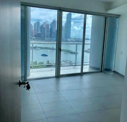 Se alquila/alquilo apartamento en avenida balboa 21-2850 vc — 3