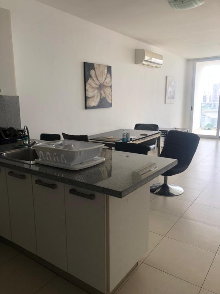 Se alquila apartamento en ave balboa - 1 recamara - amoblado