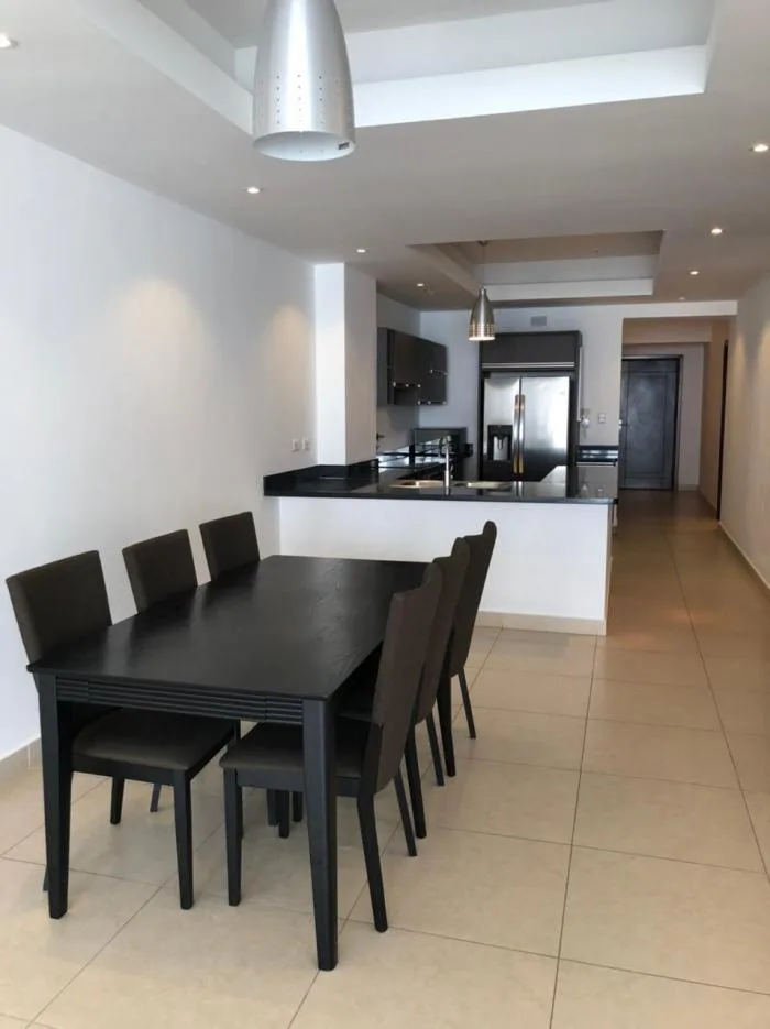 Apartamento disponible - amoblado - 2 recamaras-2 baños-av balboa — 2
