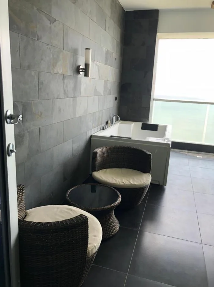 Apartamento disponible - amoblado - 2 recamaras-2 baños-av balboa — 3