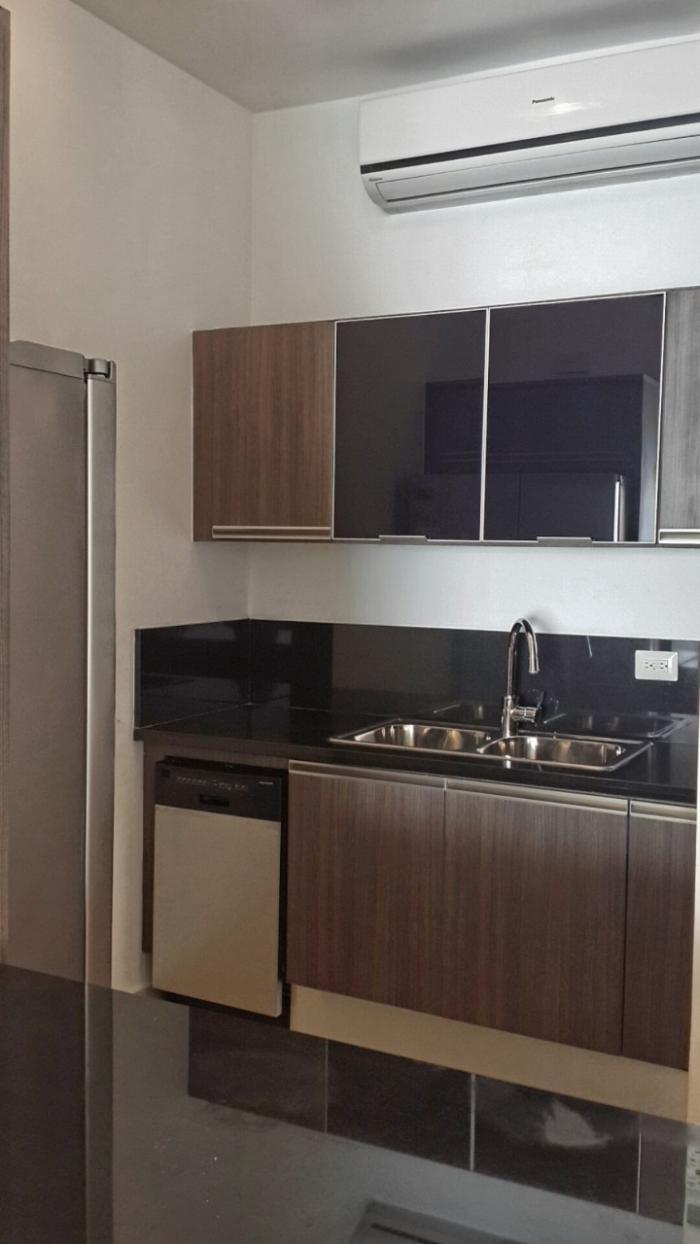 Apartamento disponible en avenida baloboa- amoblado - 2 recamaras