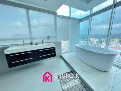 Vendo hermoso apartamento en yacht club full amueblado y espectaculares vistas.  ubicado avenida 