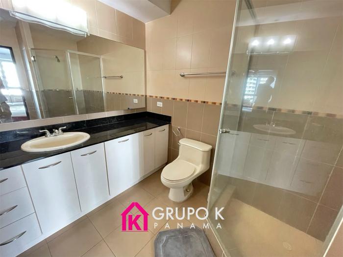 For rent ph bayfront 100mts | avenida balboa