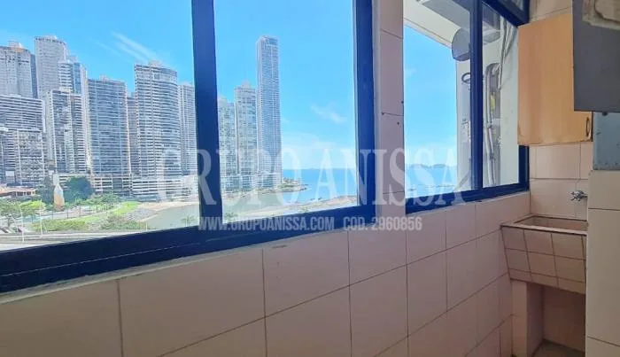 Oportunidad! se vende / se alquila lujoso apartamento en ave. balboa — 3