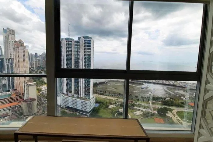 Junior penthouse en venta — 4