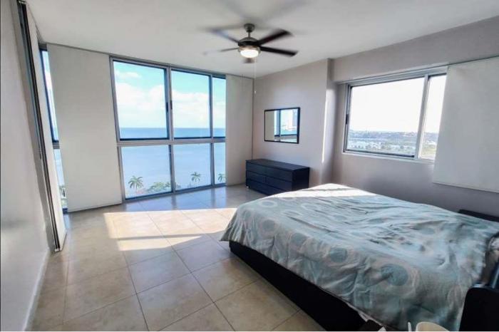 Venta de apartamento en avenida balboa