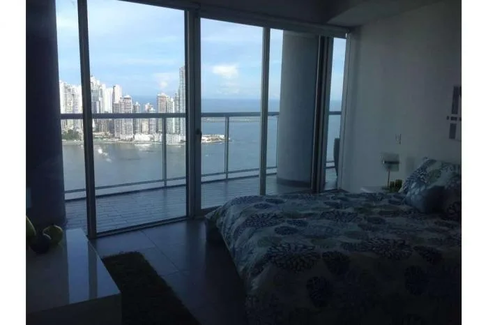 Vendo apartamento en avenida balboa ph yacht club jrco — 5