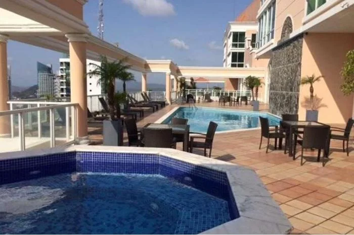 Se vende apartamento en avenida balboa ph vista del mar — 4