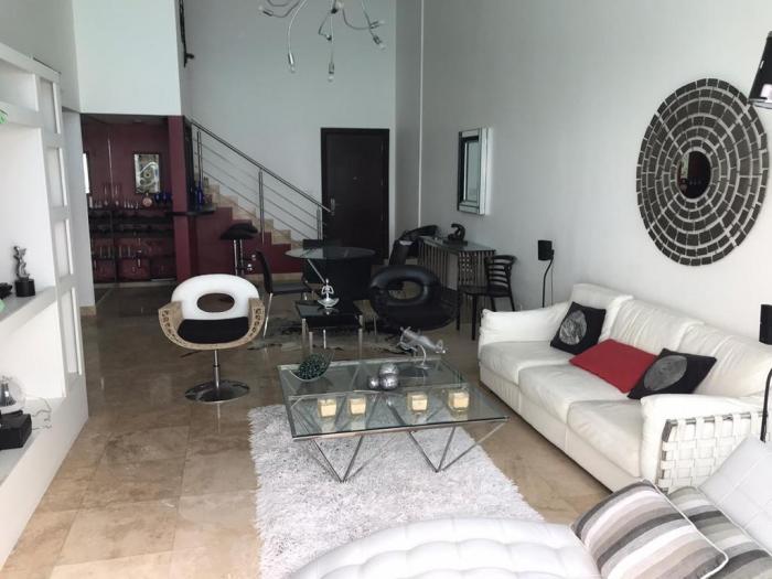 Amplio apartamento en avenida balboa-186mt2- 2 recamaras