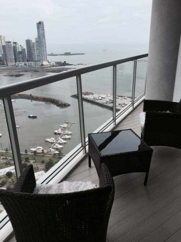 Yacht club amoblado en alquiler 3rec 181m2 $2,200