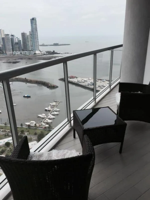 Yacht club amoblado en alquiler 3rec 181m2 $2,200 — 3