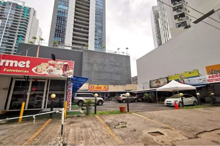 Venta de terreno para camiones de comidas u otros — 3